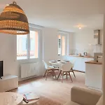 Hyper centre St Tropez Appartement cosy neuf