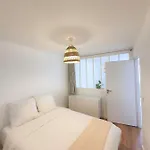 Hyper centre St Tropez Appartement cosy neuf